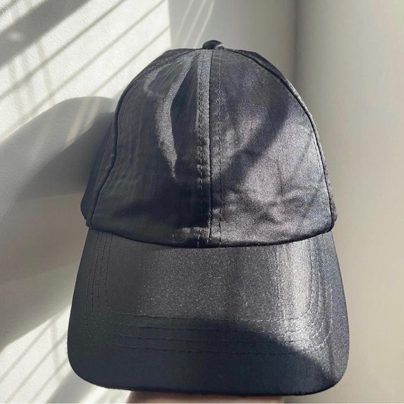 Satin baseball cap - Picture 1 of 2